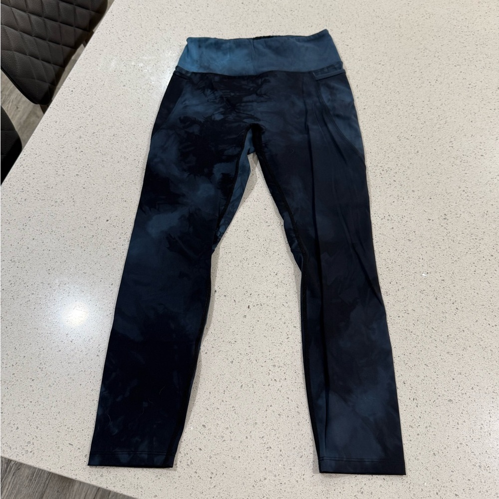 Born Primitive Black and Blue Active Leggings w/Pockets